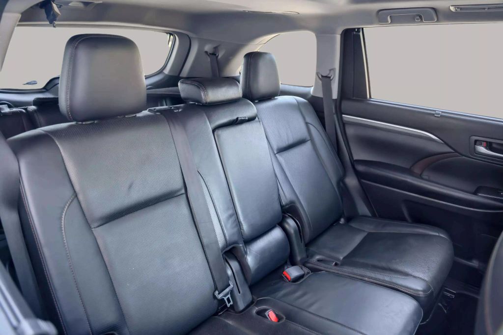 2018 TOYOTA HIGHLANDER SUV V6, 3.5 LITER LIMITED PLATINUM SPORT UTILITY 4D