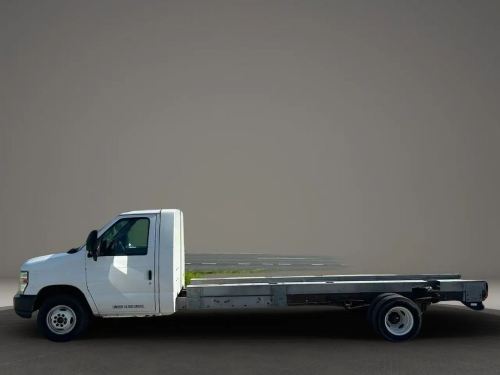 2011 Ford E350 Super Duty Passenger - Image 9 2011 Ford E350 Super Duty Passenger - Image 9