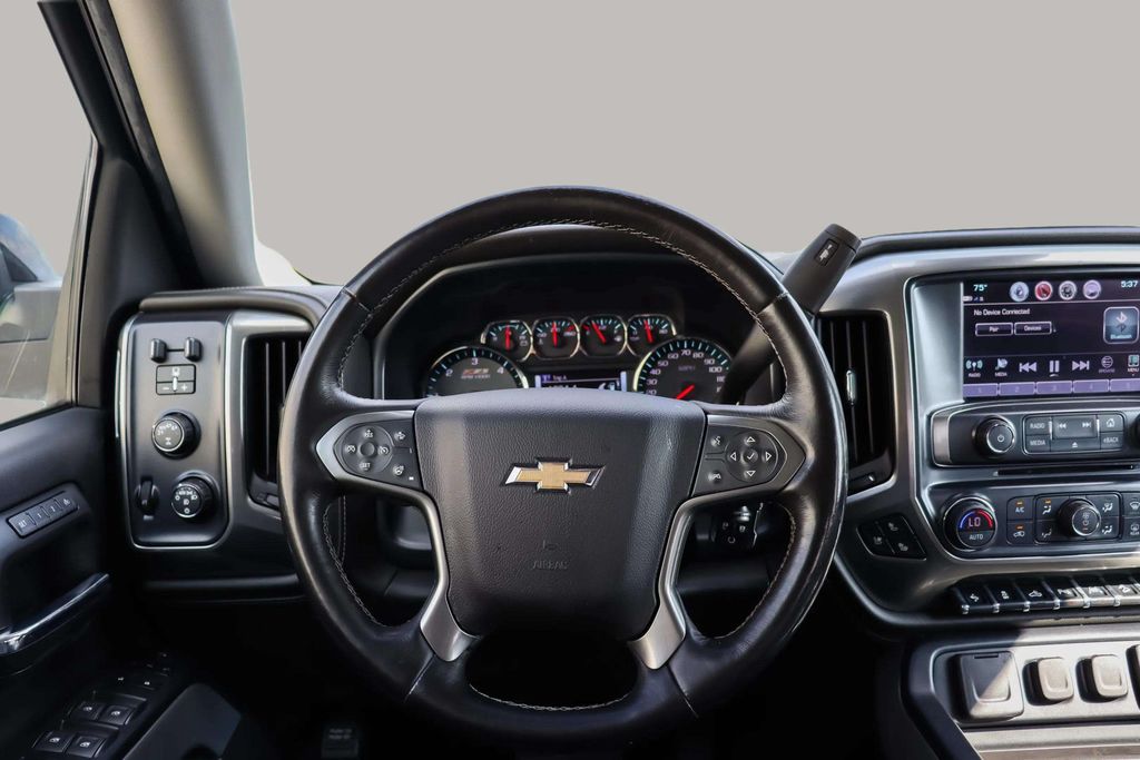 2018 CHEVROLET SILVERADO 1500 CREW CAB PICKUP V8, ECOTEC3, 5.3 LITER Z71 LTZ PICKUP 4D 5 3/4 FT