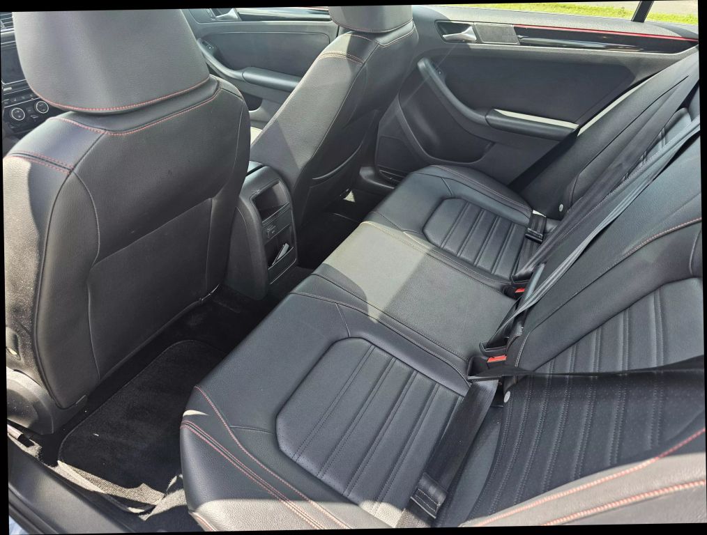 2017 Volkswagen Jetta - Image 14 2017 Volkswagen Jetta - Image 14