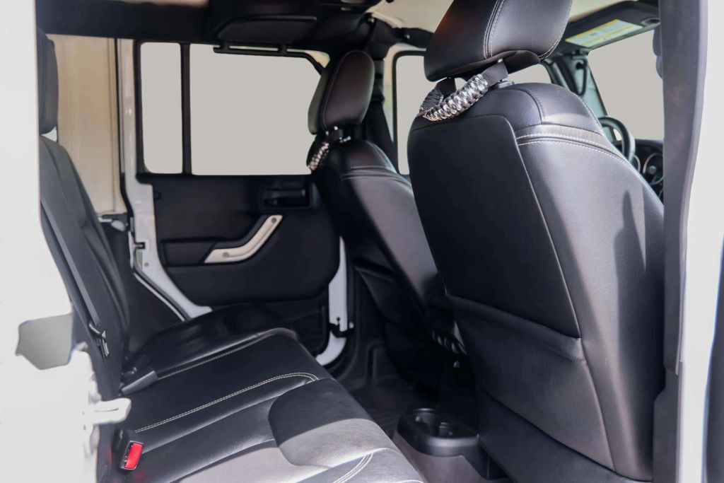 2015 JEEP WRANGLER SUV V6, 3.6 LITER UNLIMITED RUBICON SPORT UTILITY 4D