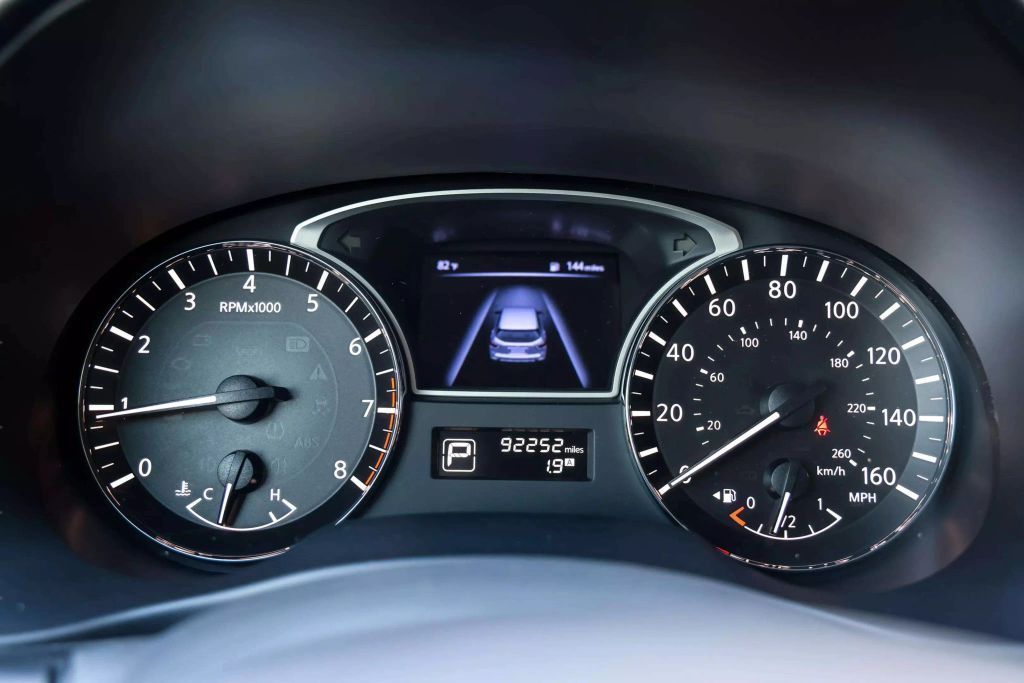 2015 NISSAN PATHFINDER SUV V6, 3.5 LITER SV SPORT UTILITY 4D