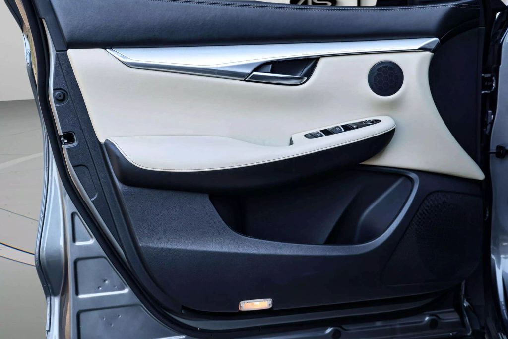2020 INFINITI QX50 SUV 4-CYL, TURBO, 2.0 LITER LUXE SPORT UTILITY 4D