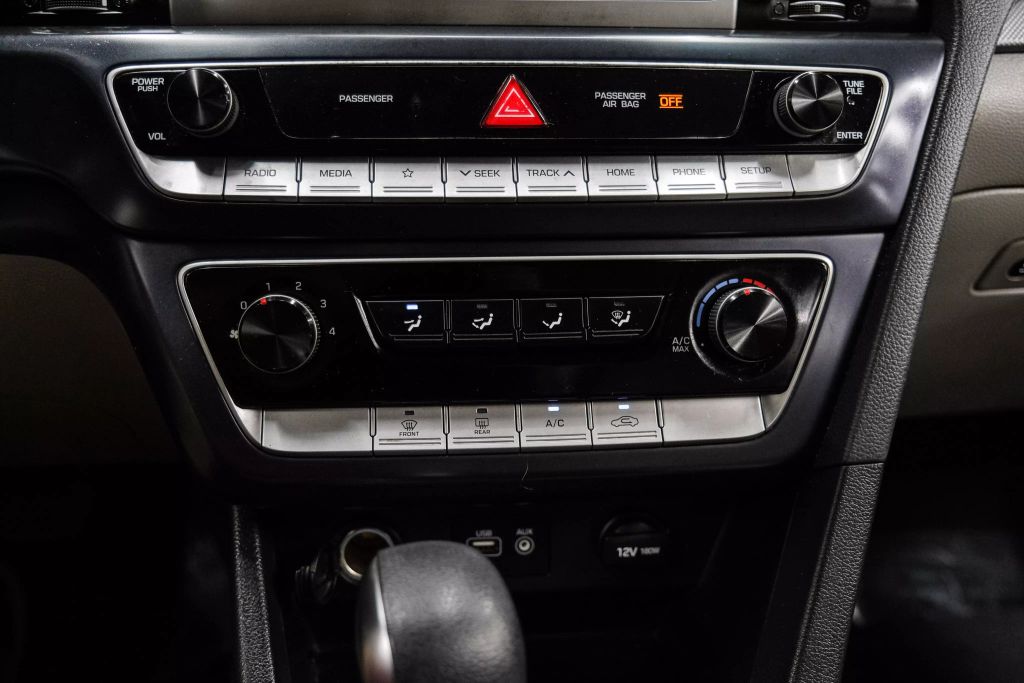 2019 HYUNDAI SONATA SEDAN 4-CYL, SULEV, 2.4 LITER SE SEDAN 4D