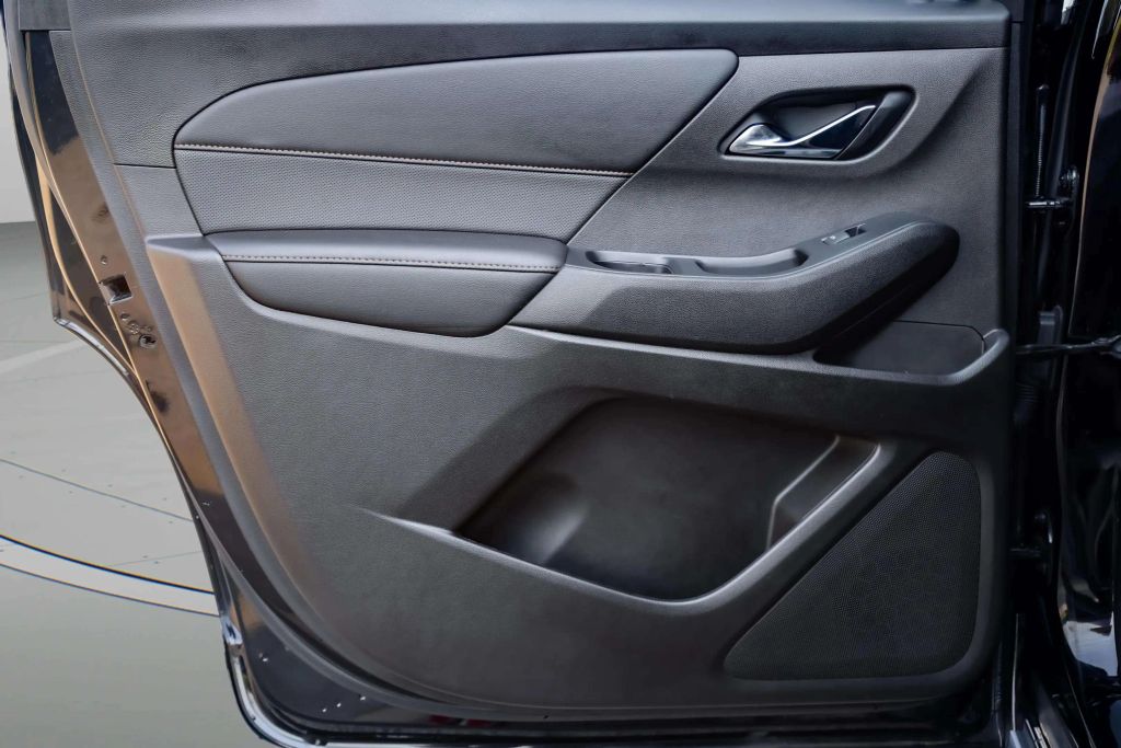 2021 CHEVROLET TRAVERSE SUV V6, 3.6 LITER PREMIER SPORT UTILITY 4D