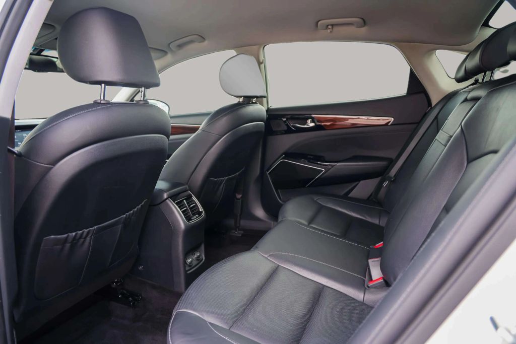 2019 KIA CADENZA SEDAN V6, GDI, 3.3 LITER PREMIUM SEDAN 4D