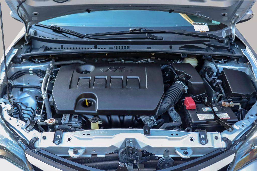 2018 TOYOTA COROLLA SEDAN 4-CYL, 1.8 LITER SE SEDAN 4D