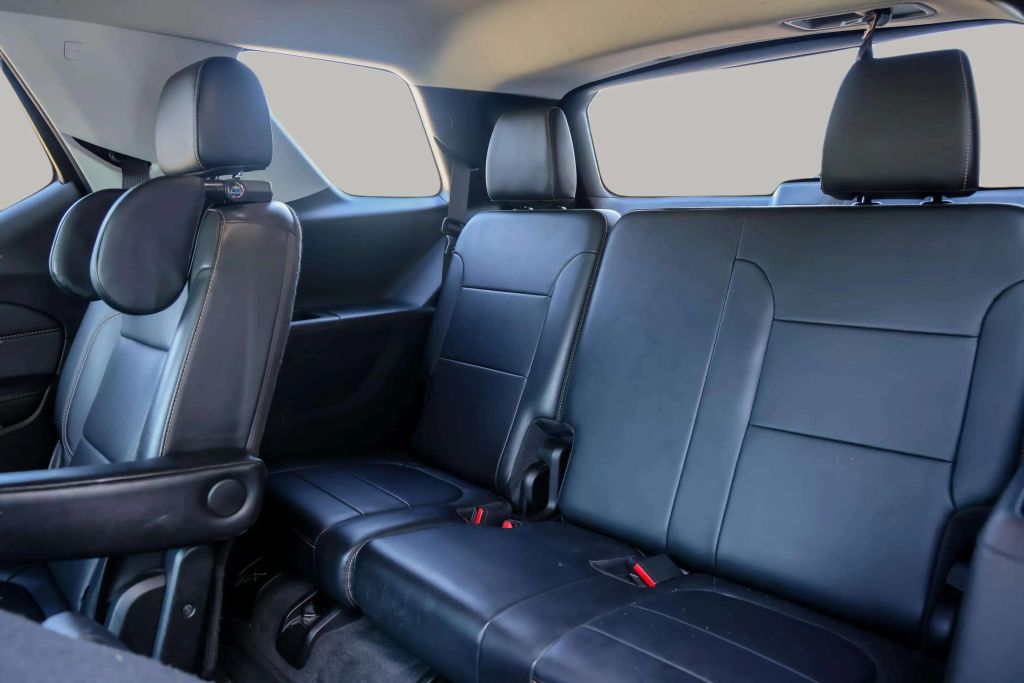 2019 CHEVROLET TRAVERSE SUV V6, 3.6 LITER PREMIER SPORT UTILITY 4D