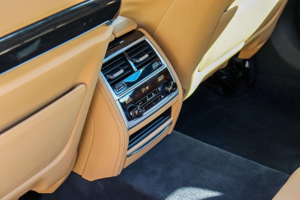 2018 BMW 7 SERIES SEDAN V8, TWIN TURBO, 4.4L 750I SEDAN 4D