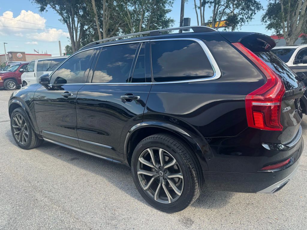 2017 VOLVO XC90 SUV 4-CYL, DRV-E SPRCHGD 2.0T T6 MOMENTUM SPORT UTILITY 4D