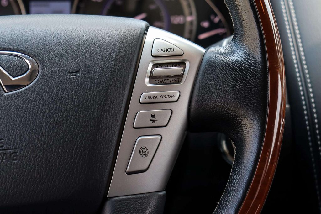 2018 INFINITI QX80 SUV V8, 5.6 LITER SPORT UTILITY 4D