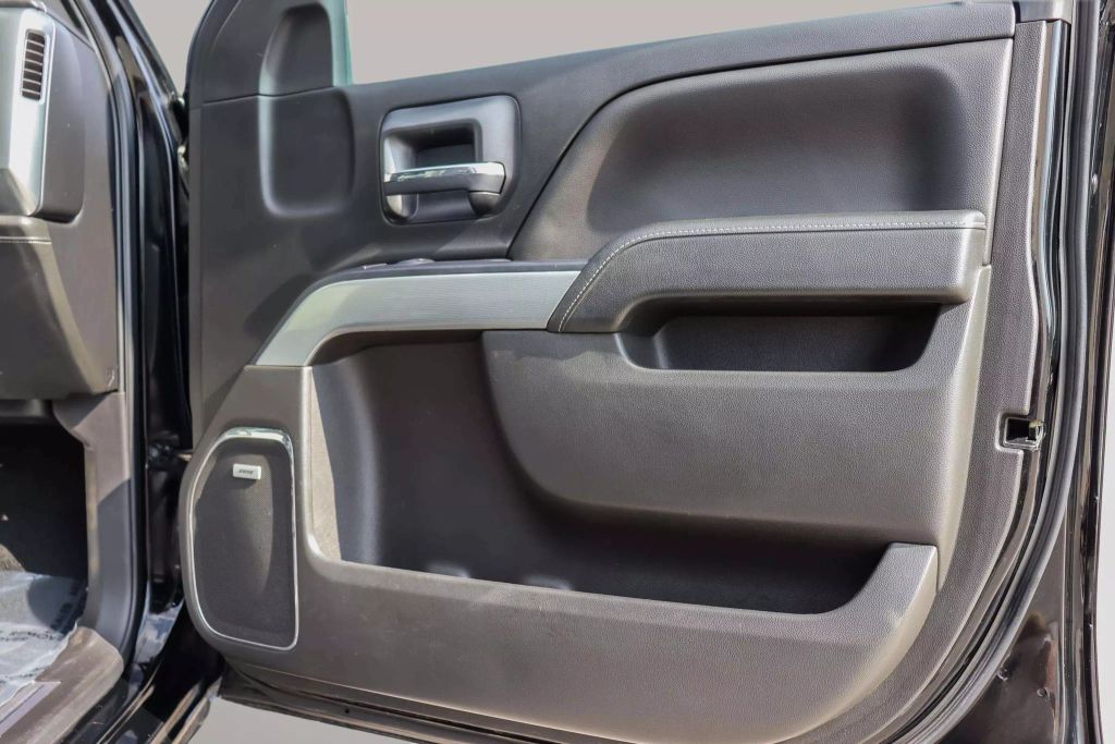 2018 CHEVROLET SILVERADO 1500 CREW CAB PICKUP V8, ECOTEC3, 5.3 LITER Z71 LTZ PICKUP 4D 5 3/4 FT
