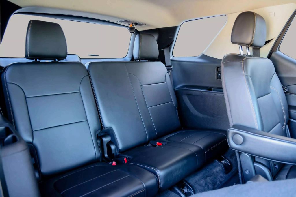 2019 CHEVROLET TRAVERSE SUV V6, 3.6 LITER PREMIER SPORT UTILITY 4D