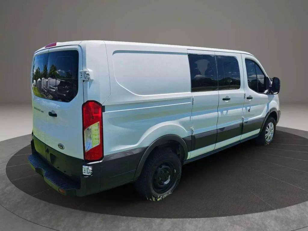 2016 Ford Transit 250 Van - Image 5 2016 Ford Transit 250 Van - Image 5