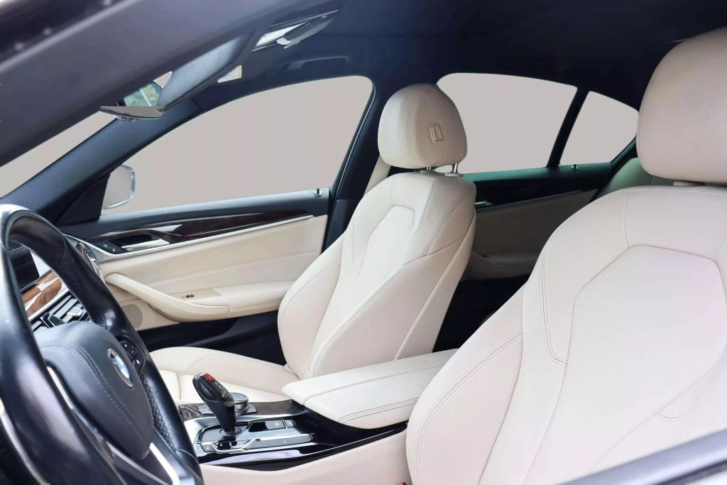 2018 BMW 5 SERIES SEDAN 4-CYL, TWIN TURBO, 2.0 LITER 530I SEDAN 4D