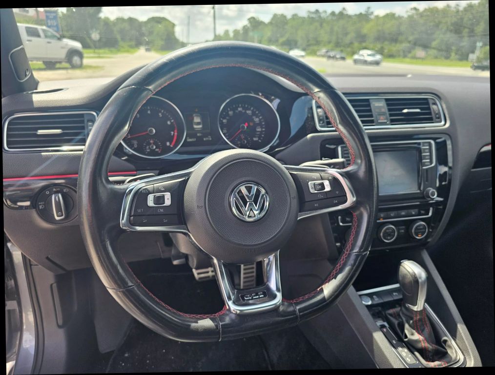 2017 Volkswagen Jetta - Image 10 2017 Volkswagen Jetta - Image 10