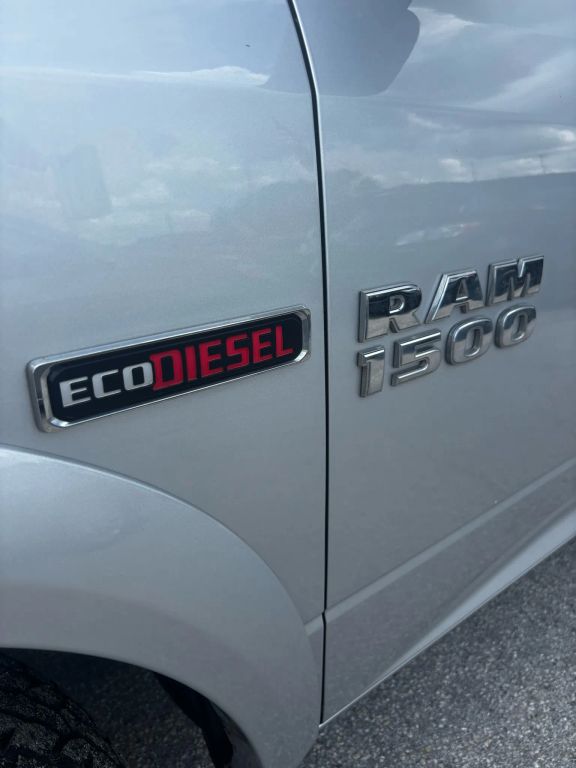 2015 RAM 1500 CREW CAB PICKUP V6, TURBO DIESEL, 3.0L LARAMIE PICKUP 4D 5 1/2 FT