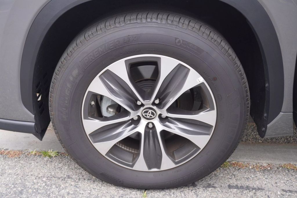 2025 TOYOTA HIGHLANDER SUV 4-CYL, TURBO, 2.4 LITER XLE SPORT UTILITY 4D