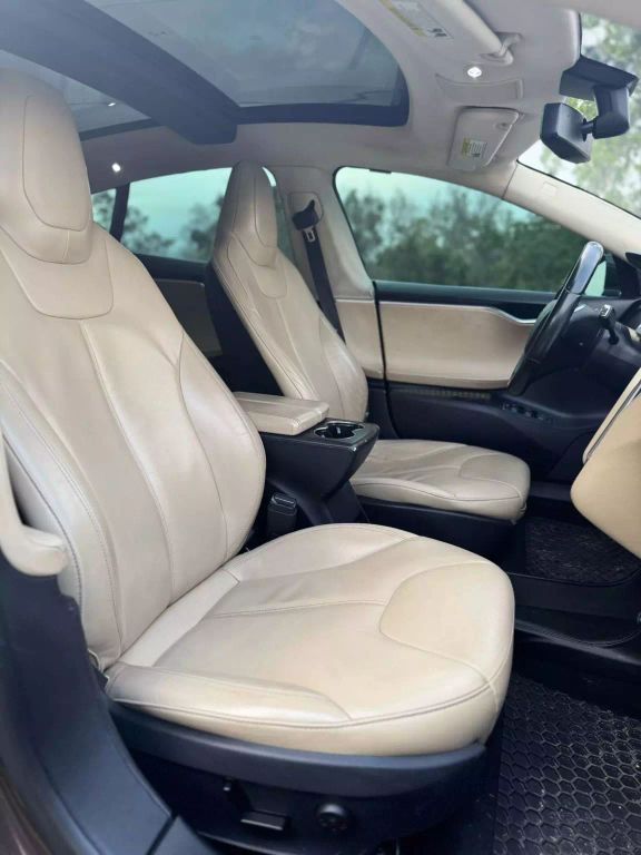 2012 Tesla Model S - Image 10 2012 Tesla Model S - Image 10