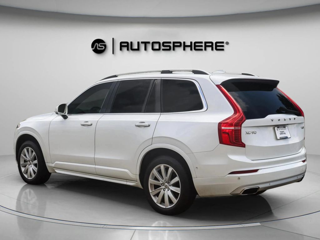 2018 VOLVO XC90 SUV 4-CYL, DRIVE-E, TURBO, SUPERCHARGED, 2.0 LITER T6 MOMENTUM SPORT UTILITY 4D