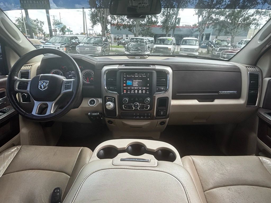 2015 RAM 1500 CREW CAB PICKUP V6, TURBO DIESEL, 3.0L LARAMIE PICKUP 4D 5 1/2 FT