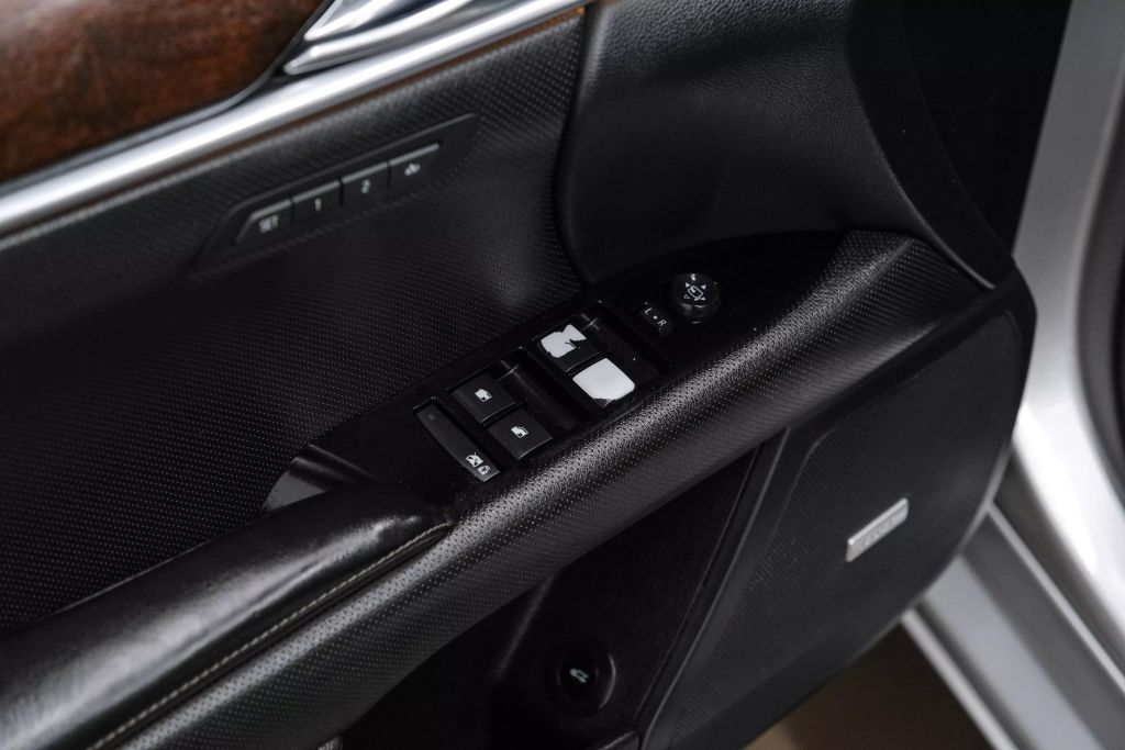 2019 CADILLAC XTS SEDAN V6, 3.6 LITER LUXURY SEDAN 4D