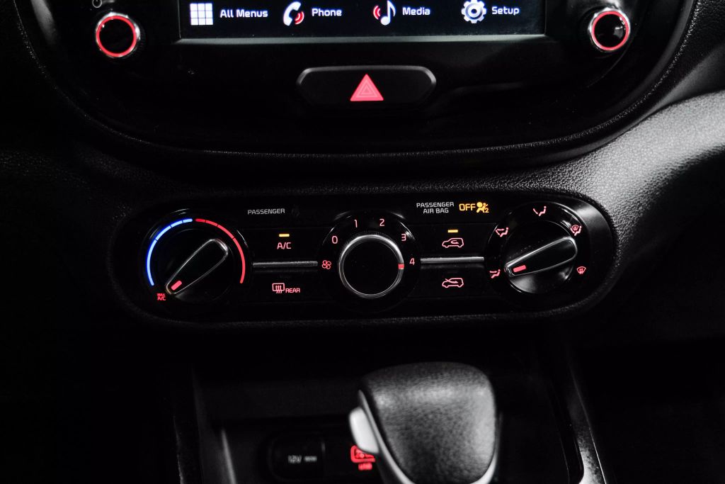 2022 KIA SOUL WAGON 4-CYL, 2.0 LITER LX WAGON 4D