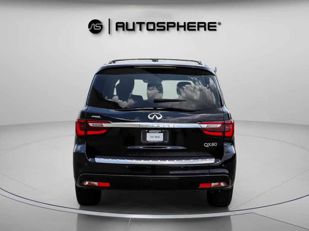 2018 INFINITI QX80 SUV V8, 5.6 LITER SPORT UTILITY 4D