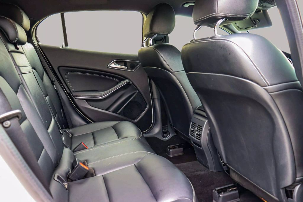 2020 MERCEDES-BENZ GLA SUV 4-CYL, TURBO, 2.0 LITER GLA 250 4MATIC SPORT UTILITY 4D