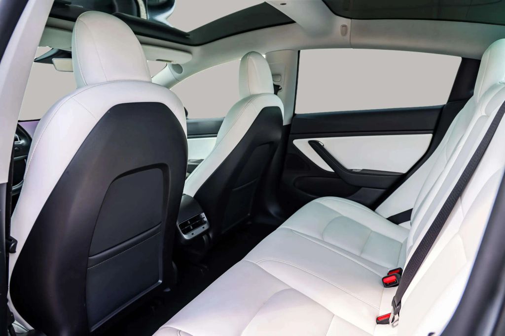 2019 TESLA MODEL 3 SEDAN AC ELECTRIC MOTOR STANDARD RANGE PLUS SEDAN 4D
