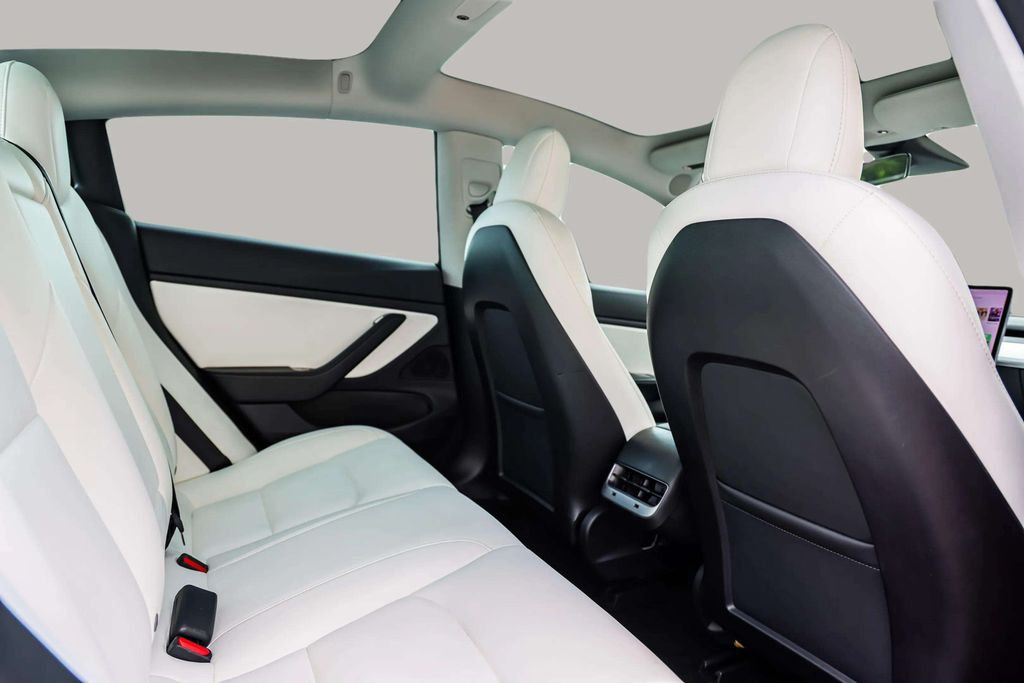 2019 TESLA MODEL 3 SEDAN AC ELECTRIC MOTOR STANDARD RANGE PLUS SEDAN 4D