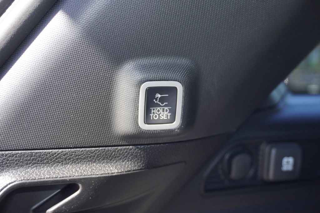 2024 JEEP GRAND CHEROKEE SUV V6, VVT, 3.6 LITER LIMITED SPORT UTILITY 4D