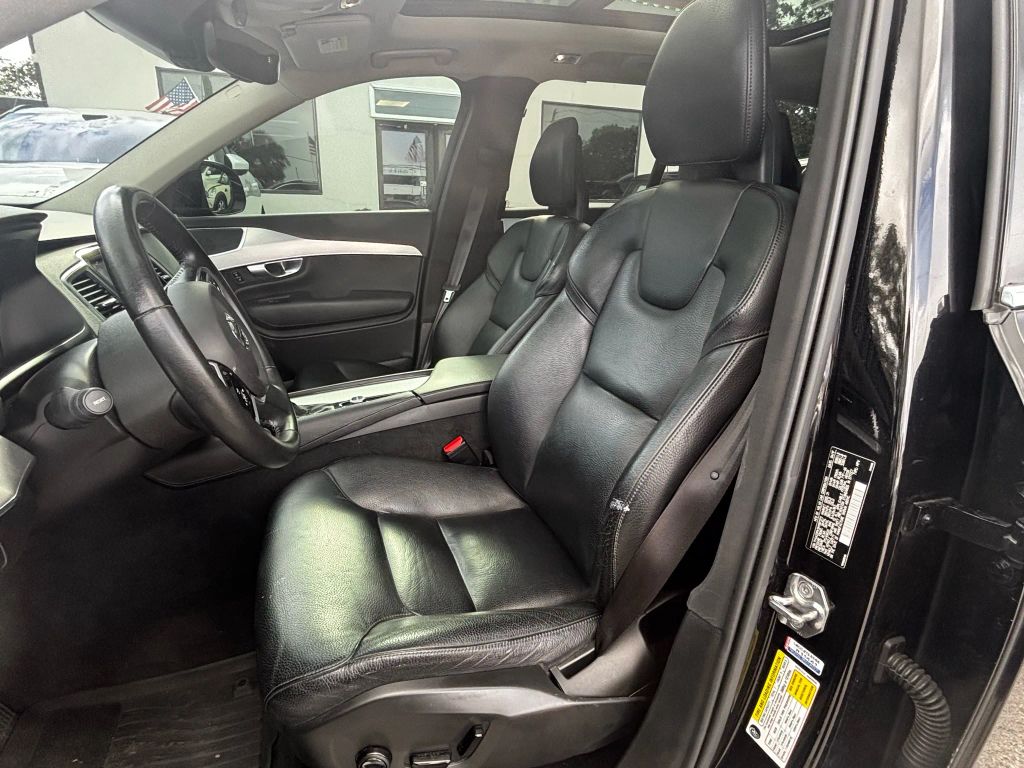 2017 VOLVO XC90 SUV 4-CYL, DRV-E SPRCHGD 2.0T T6 MOMENTUM SPORT UTILITY 4D