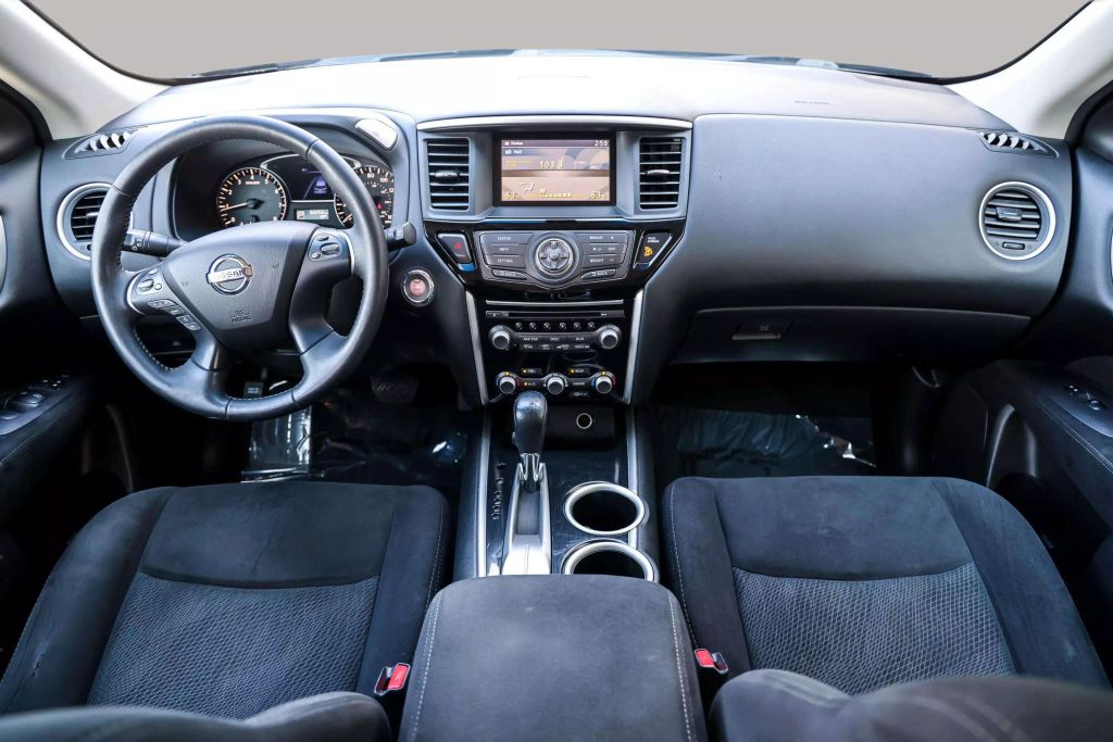 2015 NISSAN PATHFINDER SUV V6, 3.5 LITER SV SPORT UTILITY 4D
