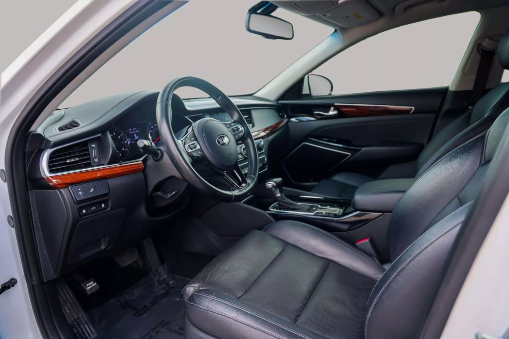 2019 KIA CADENZA SEDAN V6, GDI, 3.3 LITER PREMIUM SEDAN 4D