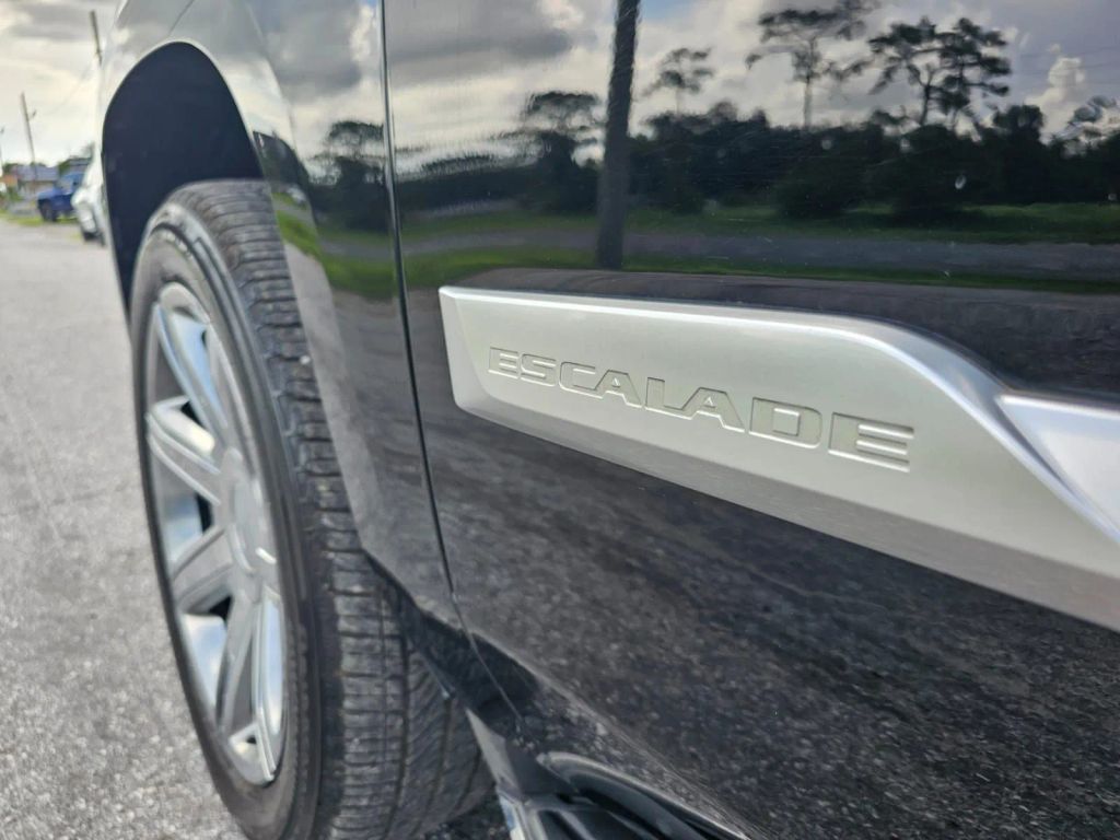 2020 Cadillac Escalade Esv - Image 9 2020 Cadillac Escalade Esv - Image 9