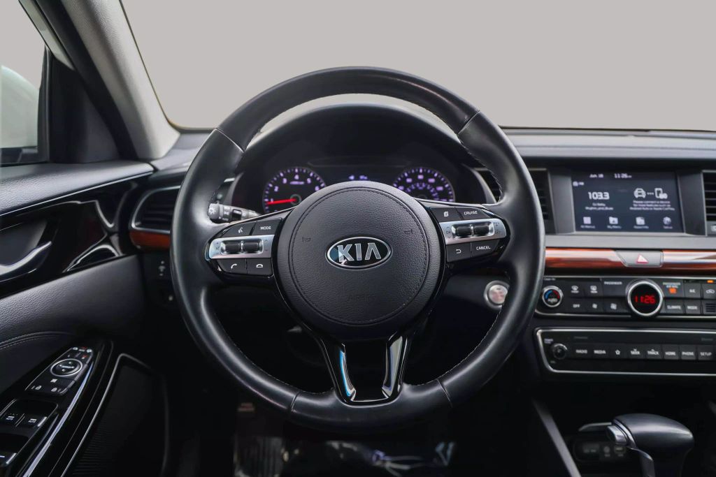 2019 KIA CADENZA SEDAN V6, GDI, 3.3 LITER PREMIUM SEDAN 4D
