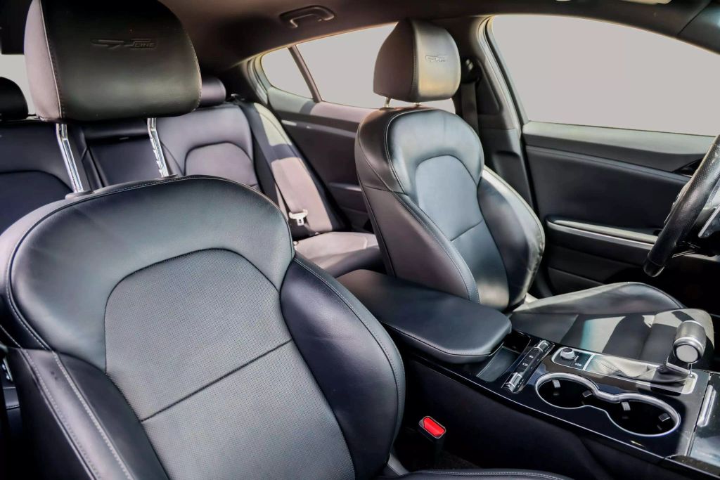 2020 KIA STINGER SEDAN 4-CYL, TURBO, 2.0 LITER GT-LINE SEDAN 4D