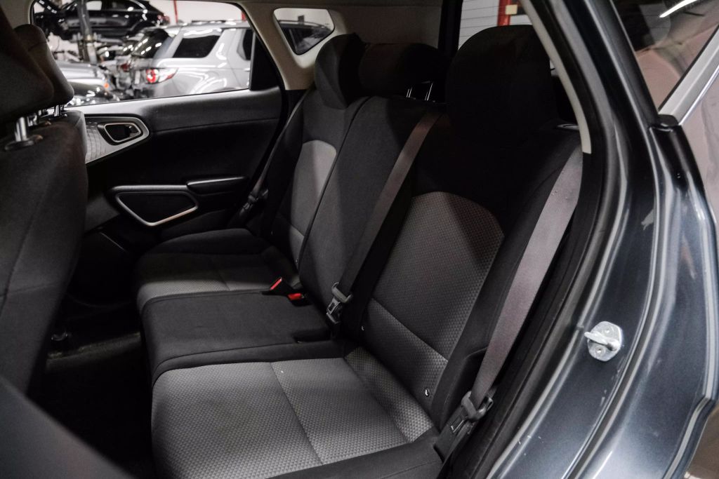 2022 KIA SOUL WAGON 4-CYL, 2.0 LITER LX WAGON 4D