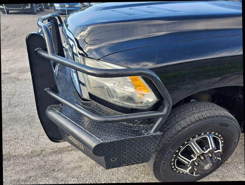 2015 Ram 3500 Crew Cab - Image 9 2015 Ram 3500 Crew Cab - Image 9