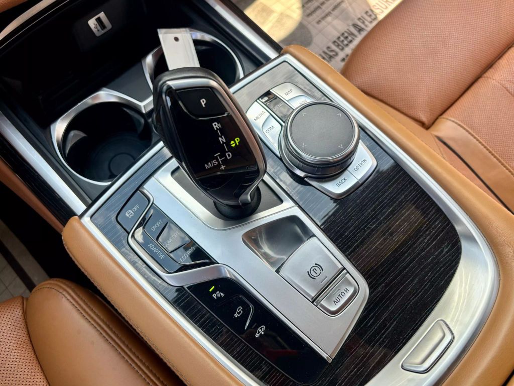 2016 Bmw 7 Series - Image 24 2016 Bmw 7 Series - Image 24