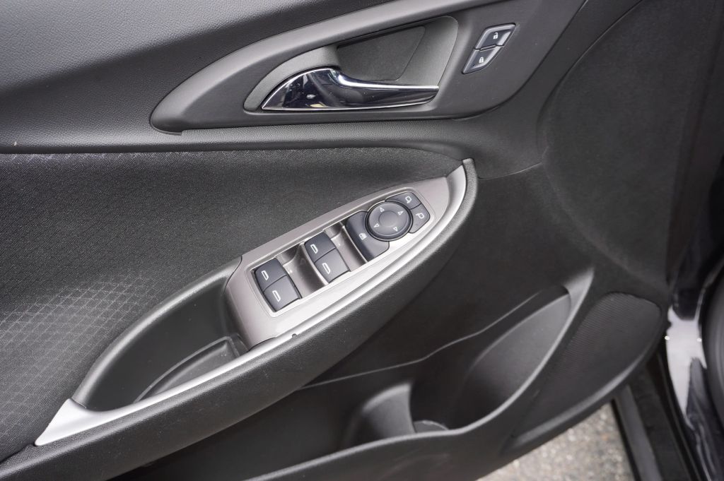 2025 CHEVROLET MALIBU SEDAN 4-CYL, TURBO, 1.5 LITER RS SEDAN 4D