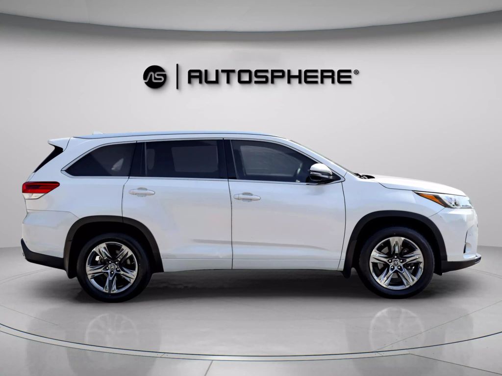 2018 TOYOTA HIGHLANDER SUV V6, 3.5 LITER LIMITED PLATINUM SPORT UTILITY 4D
