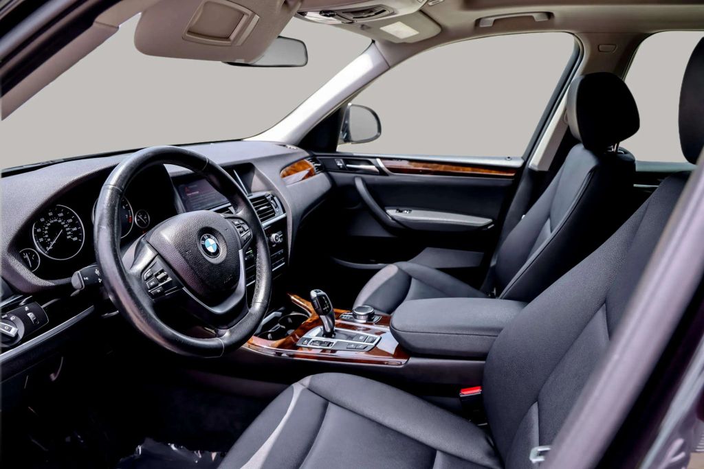 2017 BMW X3 SUV 4-CYL, TURBO, 2.0 LITER XDRIVE28I SPORT UTILITY 4D