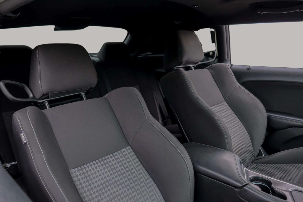 2020 DODGE CHALLENGER COUPE V6, 3.6 LITER GT COUPE 2D