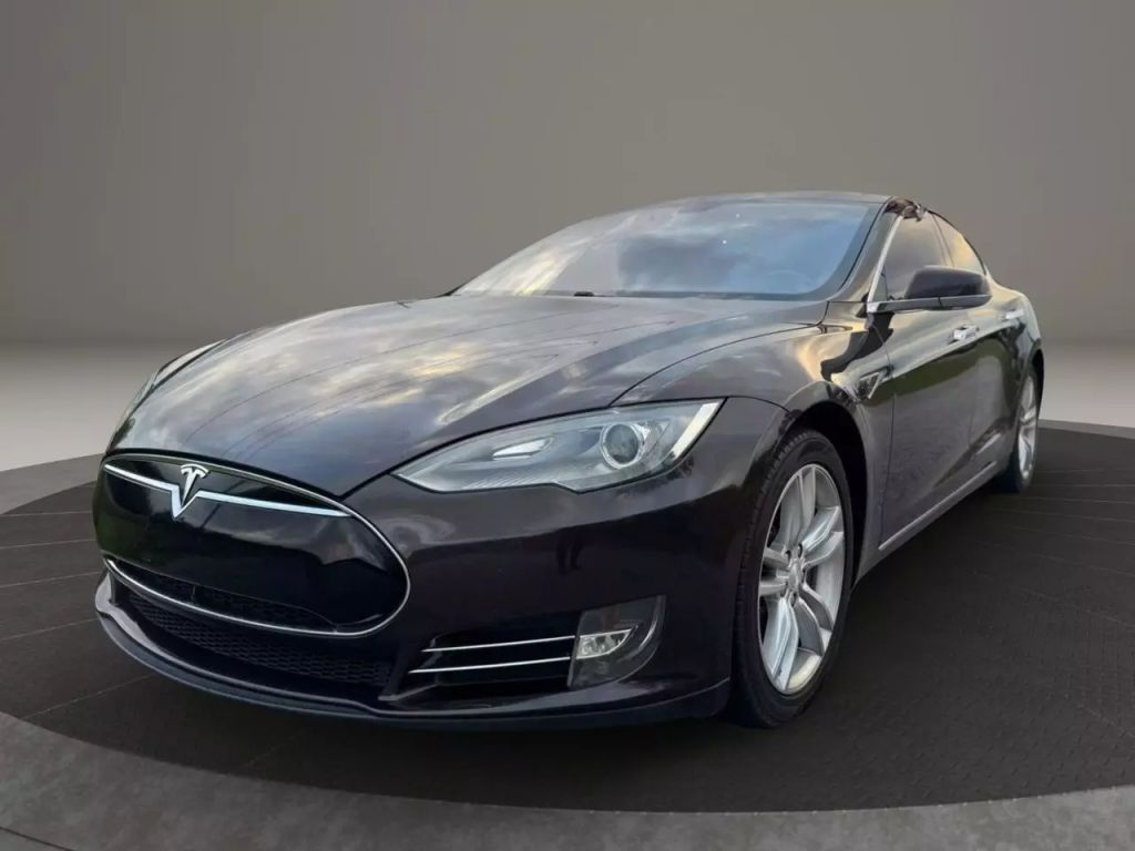 2012 Tesla Model S - Image 1 2012 Tesla Model S - Image 1
