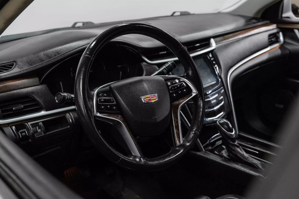 2019 CADILLAC XTS SEDAN V6, 3.6 LITER LUXURY SEDAN 4D