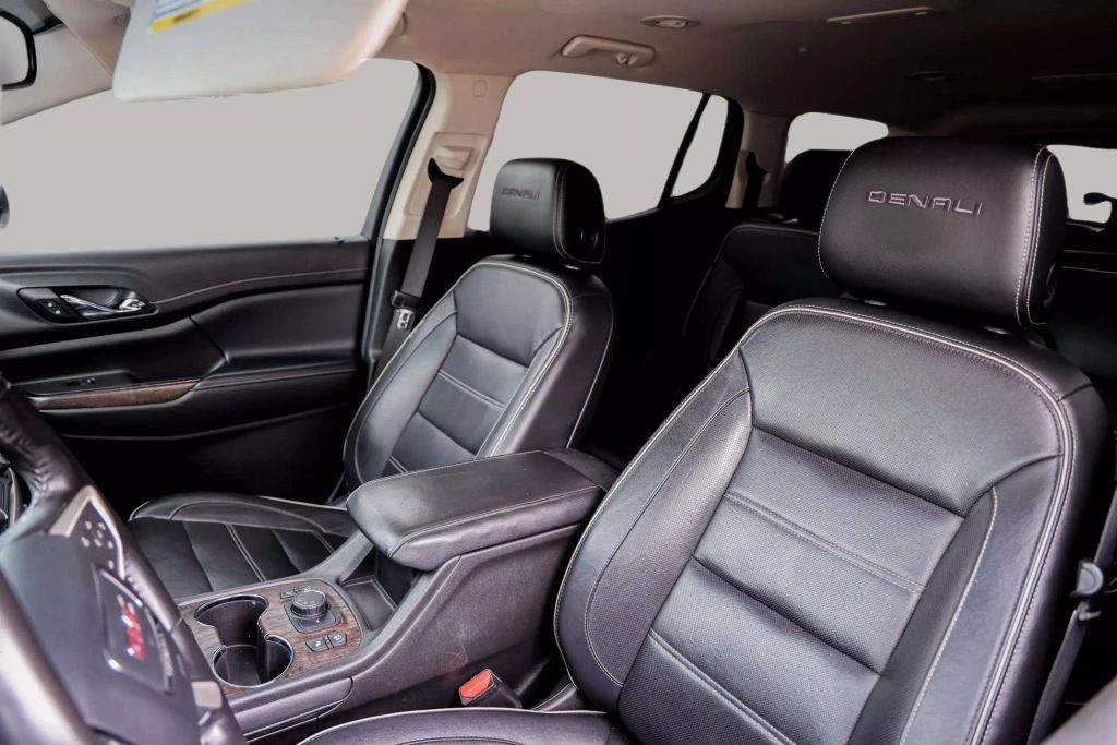 2020 GMC ACADIA SUV V6, 3.6 LITER DENALI SPORT UTILITY 4D