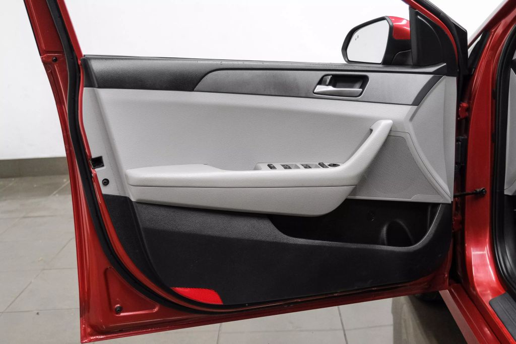 2019 HYUNDAI SONATA SEDAN 4-CYL, SULEV, 2.4 LITER SE SEDAN 4D