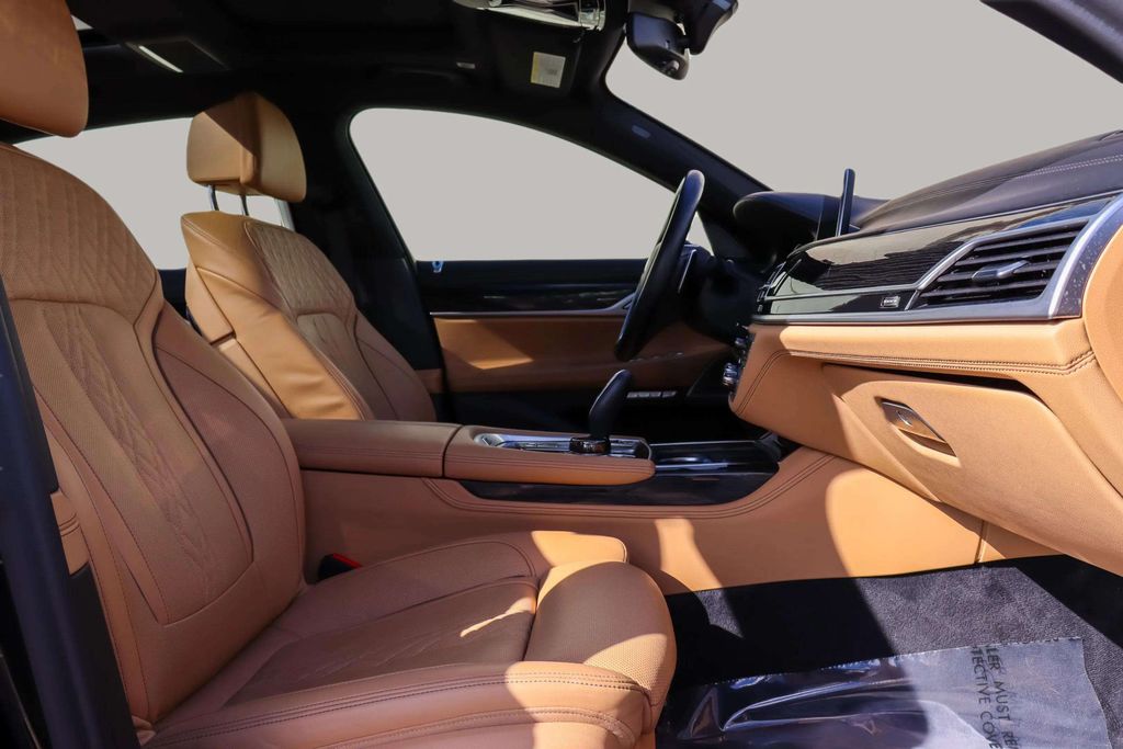 2018 BMW 7 SERIES SEDAN V8, TWIN TURBO, 4.4L 750I SEDAN 4D